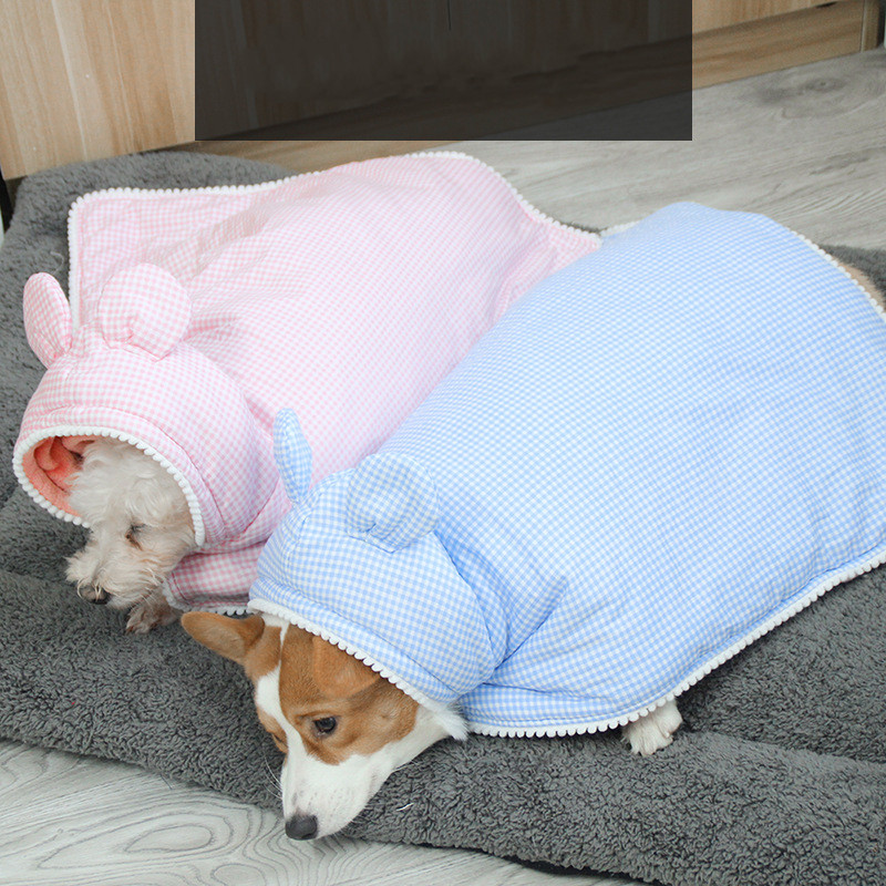 Cute Plaid Dog & Cat Cloak Quilt (Cotton)